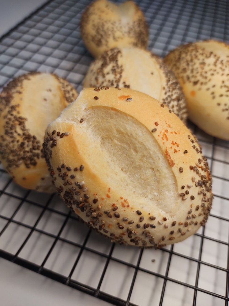 Mini Pão Francês de Chia com 10un