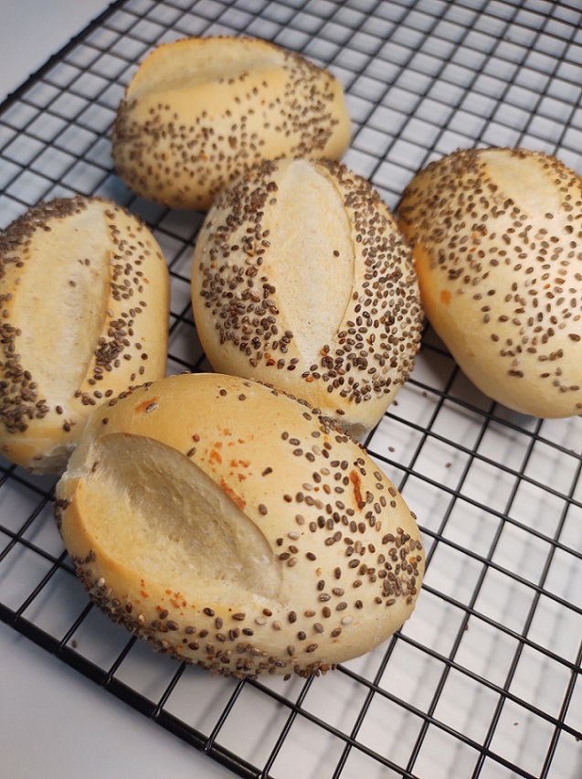 Mini Pão Francês de Chia com 10un