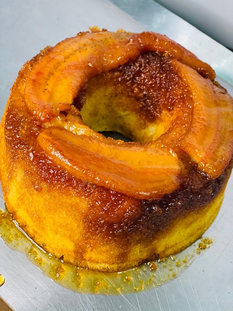 BOLO DE CUCA DE BANANA MÉDIO