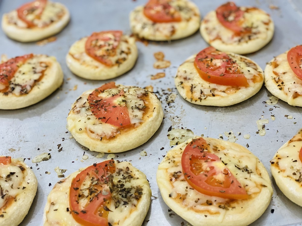 Mini Pizza Napolitana Congelada com 10un