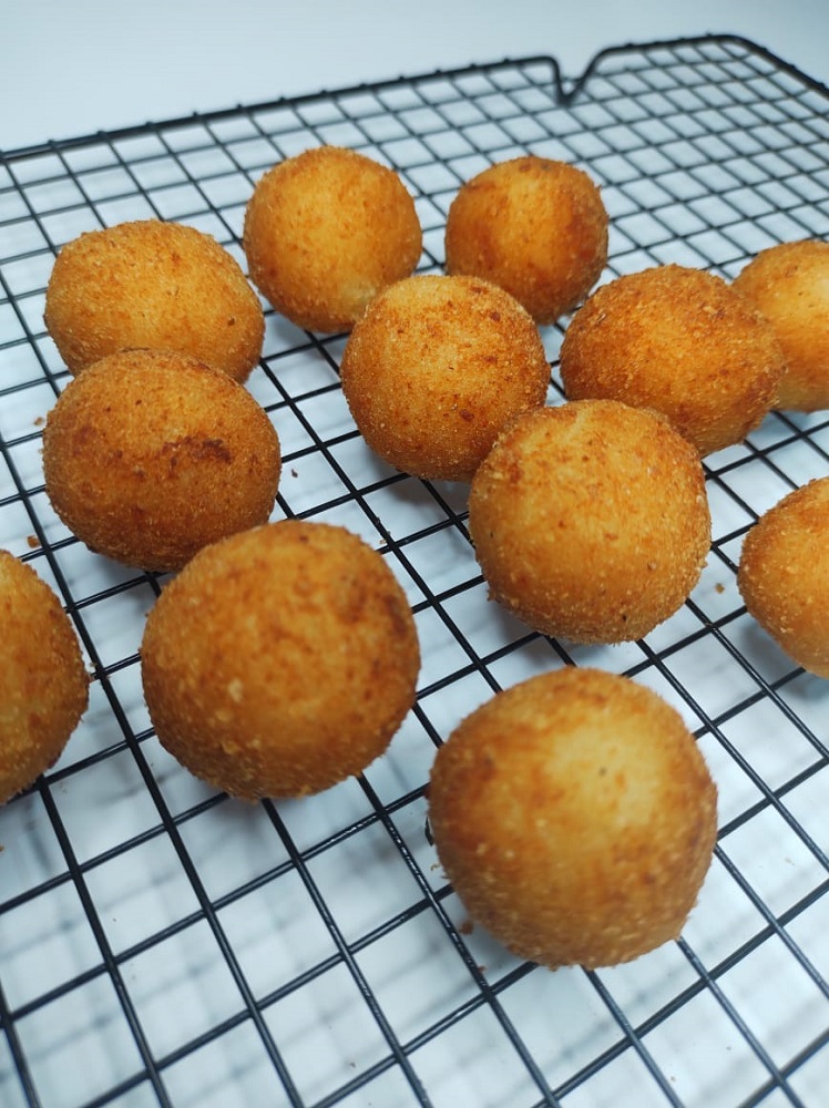 Bolinha de Queijo