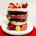 Naked Cake de Red Velvet com Cheesecake, Geléia de Morango e Frutas Vermelhas