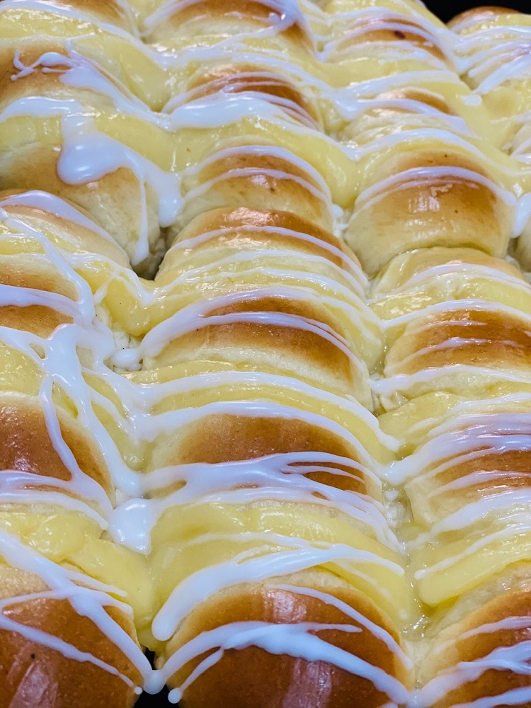 PÃO DOCE COLEGIAL COM FONDANT