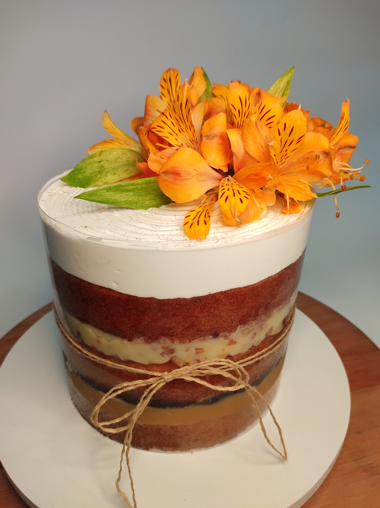 Naked Cake Decorado flowers