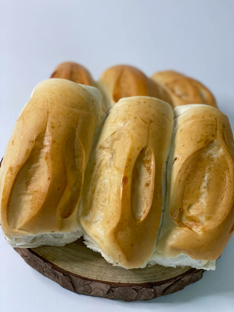 Pão suicinho  6und