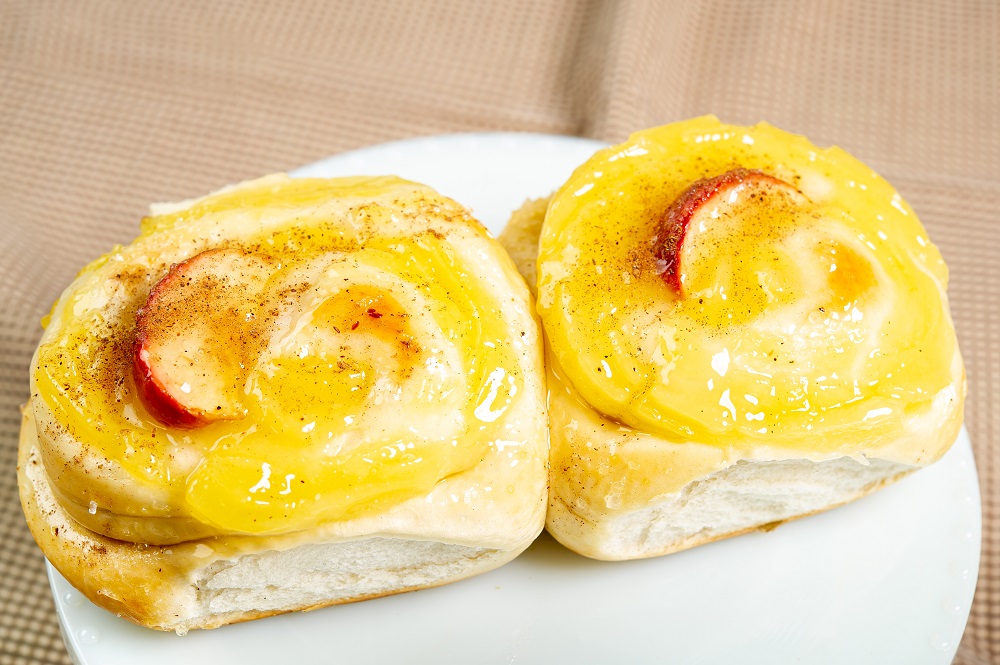 Pão Doce Forró de Maçã com Canela