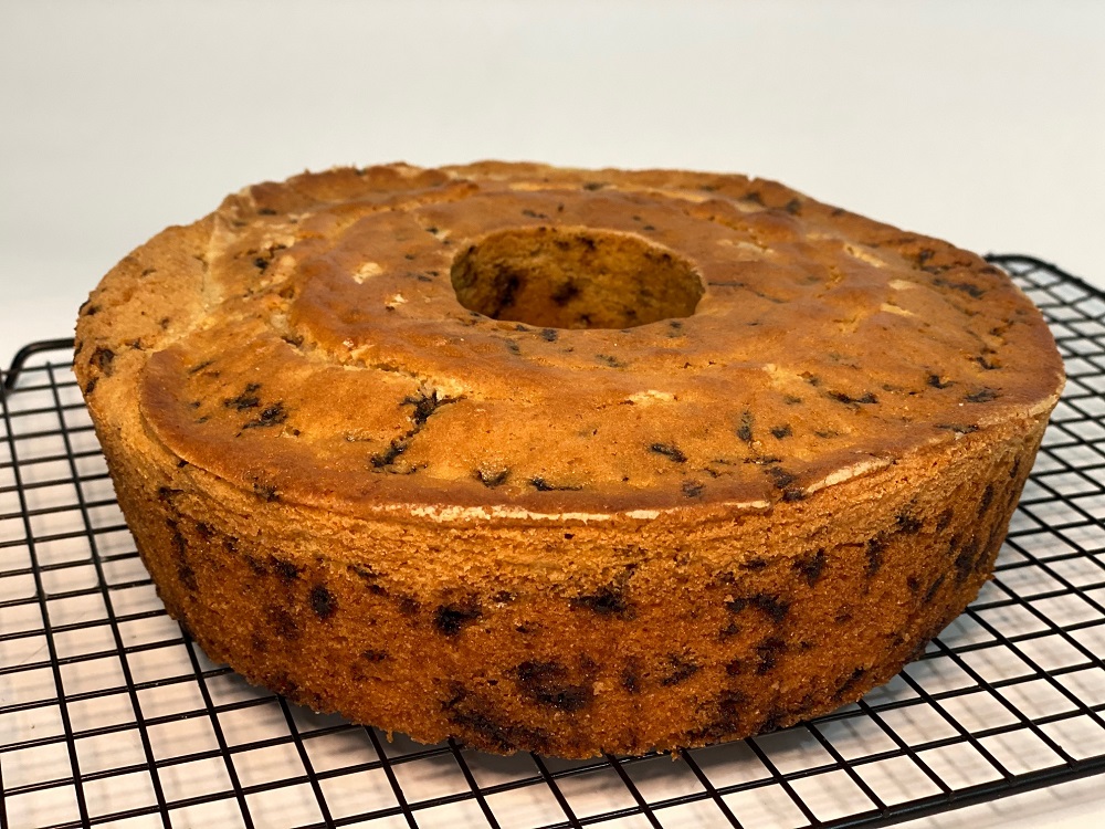 Bolo Caseiro Formigueiro - Baunilha com gotas de chocolate